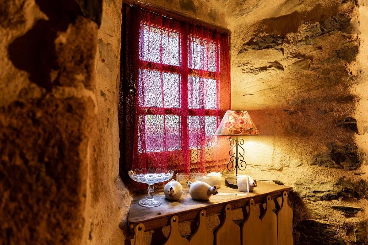 Des Calades Inn *
